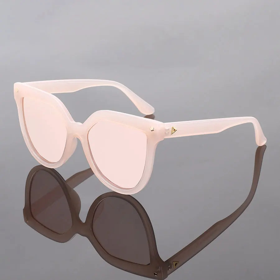 1 piece of fashionable unisex retro square men's and women's classic driving travel rectangular clothing sunglasses, ladies' ret