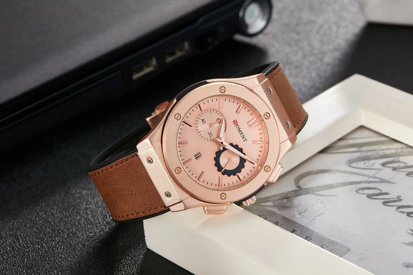 Unique Creative Half Transparent Unisex Watch clock For Men Women Couple Geek Stylish Leather Wrist watches Fashion Quartz watch