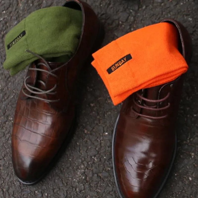 Men Affairs happy Solid Color Embroidery One Week Seven Day Funny Street Hip Hop Harajuku Black Male Fashion Cotton Skate Socks