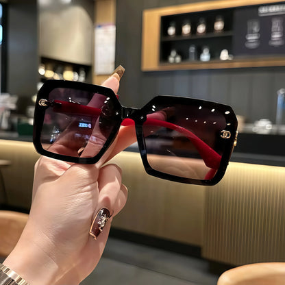 1 Pair of Classic and Fashionable Sunglasses, Personalized Uv Protection Sunglasses, Women's Polarized Sunglasses (with Leather Case), a Gift for Elders and Girlfriends