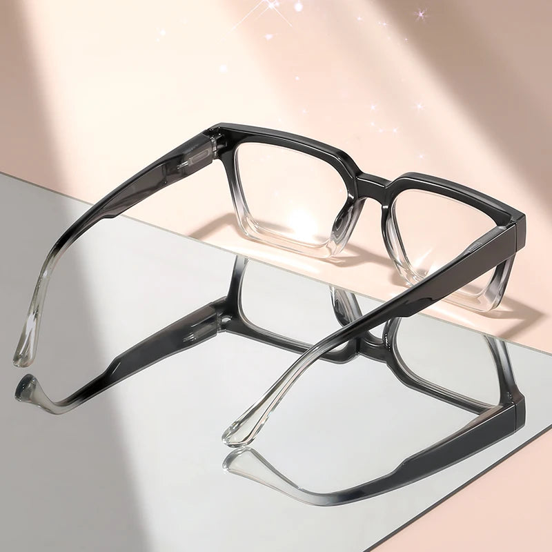 The small square frame reading glasses are classic, retro, simple and comfortable for daily wear. They are reading glasses