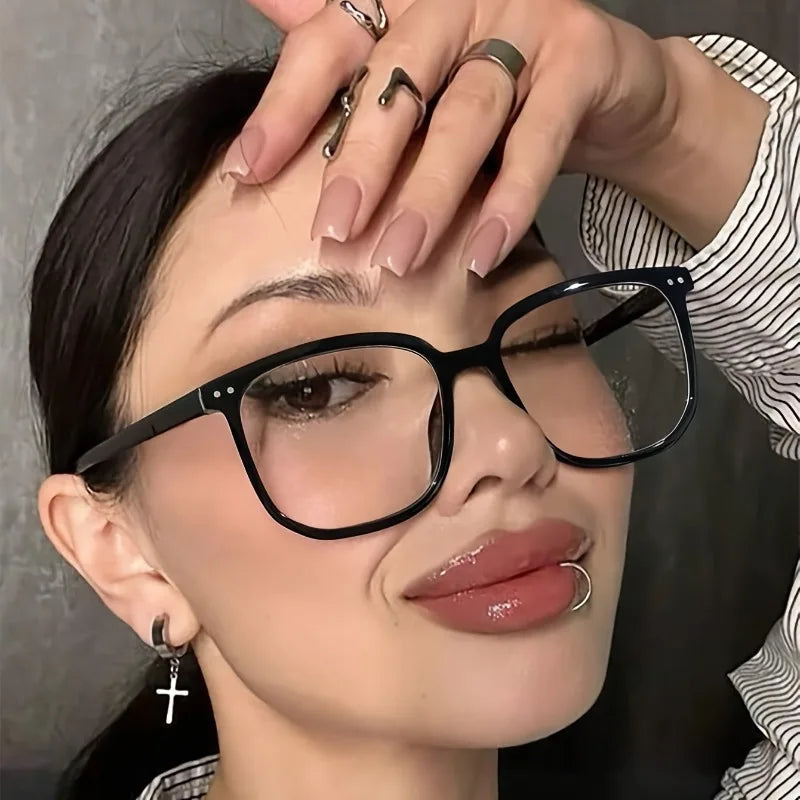 Large Square Frame Anti-Blue Light Glasses Women Computer Gaming Eye Protection Classic Plain Transparent Glasses Spectacles