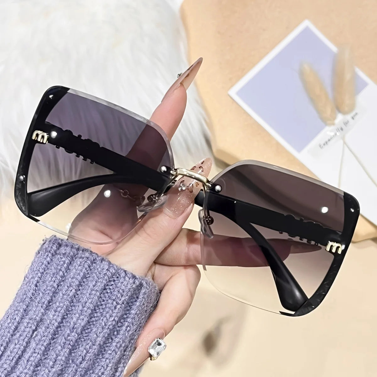 1pc European and American retro style women's fashionable sunglasses trend versatile summer sun shading and UV protection lightw