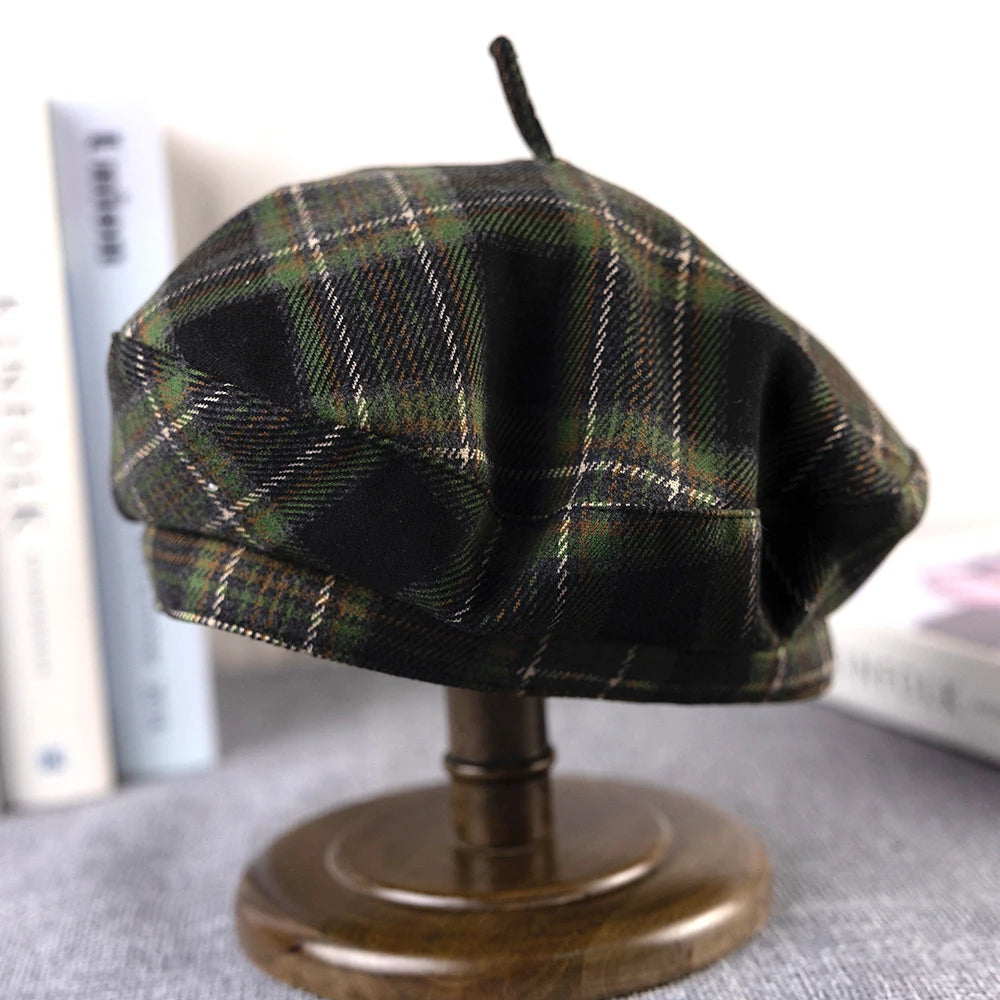 Women's Luxurious Beret Hat Fashion Lady Outdoor Travel Green Plaid Painter Hat Adult Vintage Autumn France Beret Hat FDM01