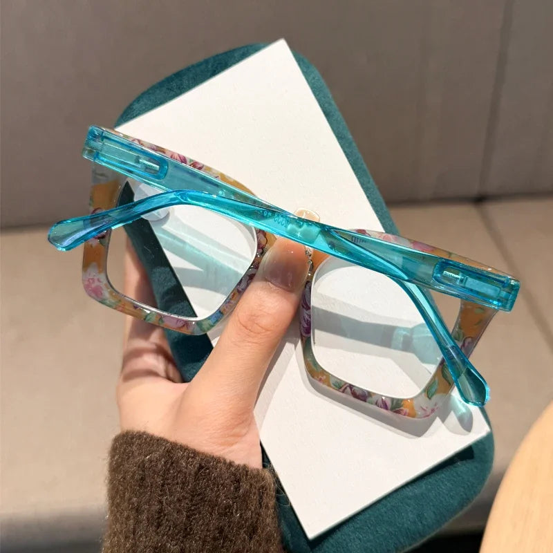 New Fashionable Large Frame Reading Glasses with Spring Legs Multi-colour Anti-blue Light Presbyopia Glasses for Men and Women