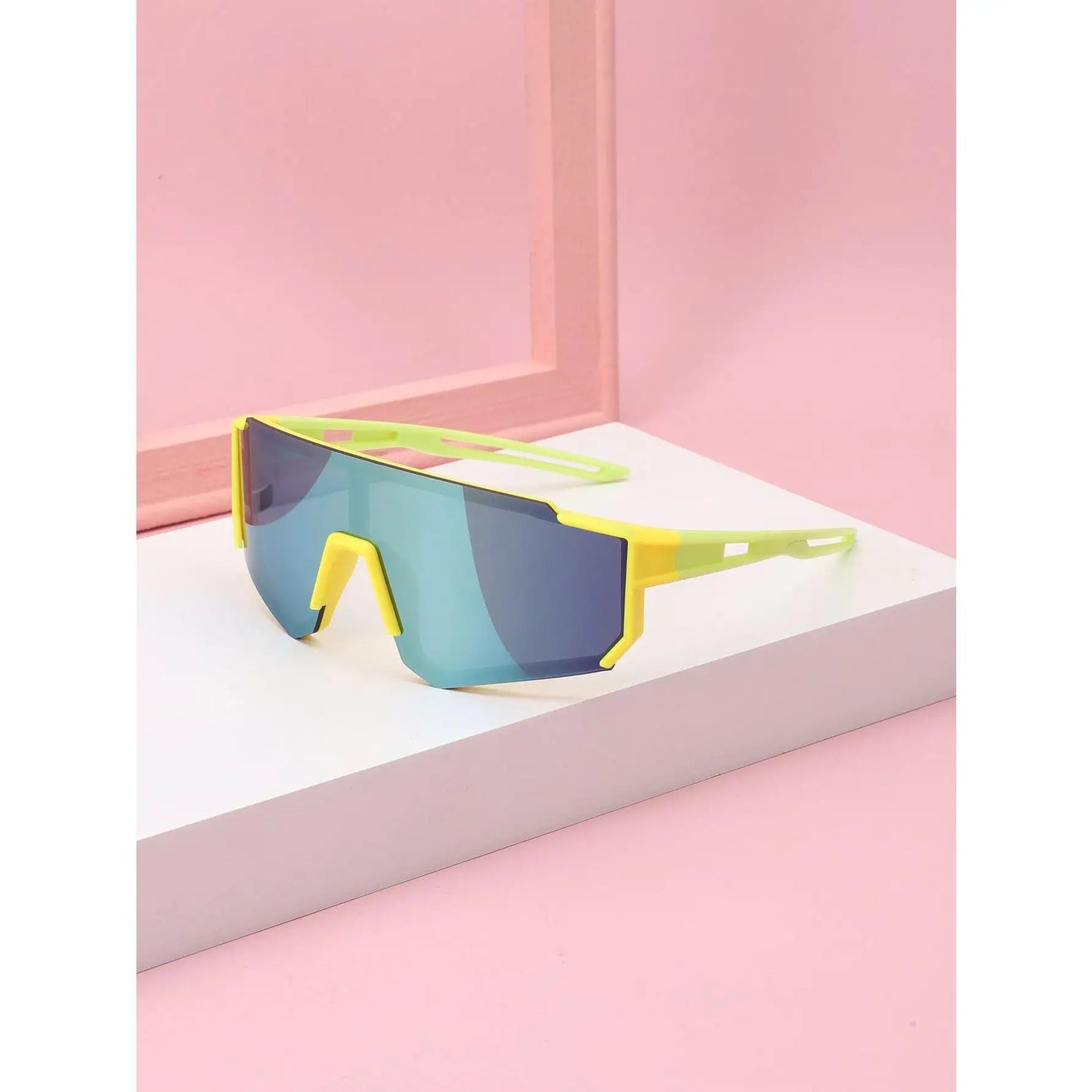 Cycling Sunglasses For Children Kids Riding Sunglasses For Boys Girls Fashion Outdoors Windproof Goggles UV Resistant Shades