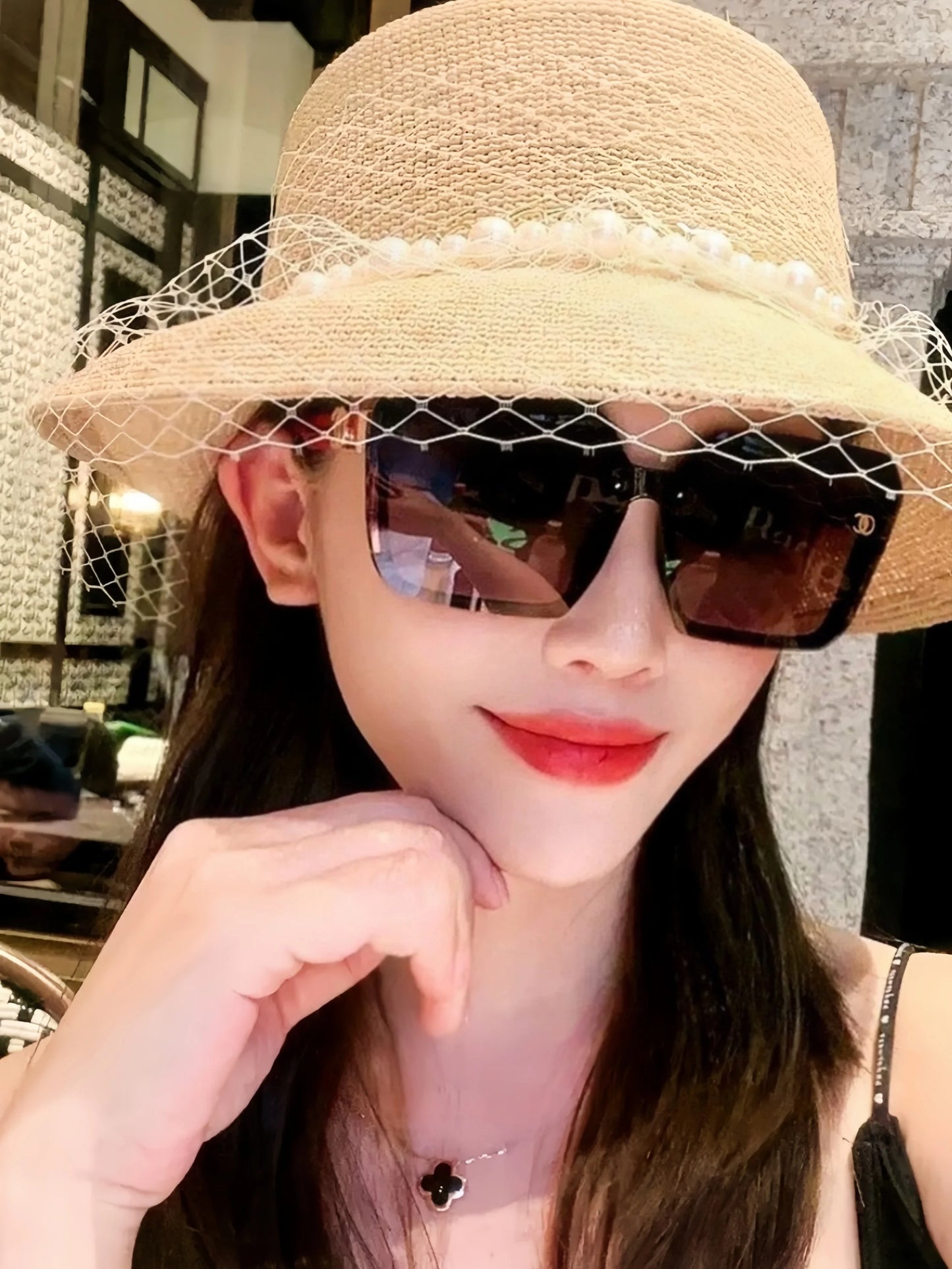 1 Pair of Classic and Fashionable Sunglasses, Personalized Uv Protection Sunglasses, Women's Polarized Sunglasses (with Leather Case), a Gift for Elders and Girlfriends