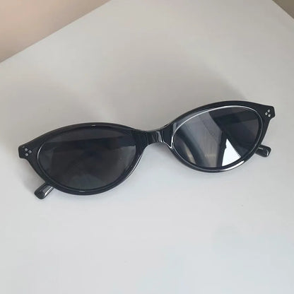 Retro Cat-Eye Foldable Sunglasses Portable Mini Pocket Shades with Case UV400 Protection Vintage Narrow Frame Sun Glasses