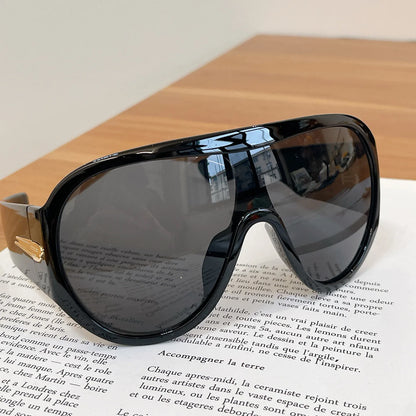New Fashon Oversized One-piece Shield Sunglasses For Women Men Big Windproof Sports Sun Glasses Men Trendy Shades UV400 Eyewear