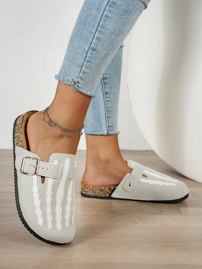 Women's New Half-Slip Halloween Trendy Skeleton Print Slip-On Design Sandals, Closed-Toe Low-Top Buckle Strap Casual Slippers, Suitable for Indoor and Outdoor Wear, Spring, Summer, and Autumn, Unique Street Style Minimalist D