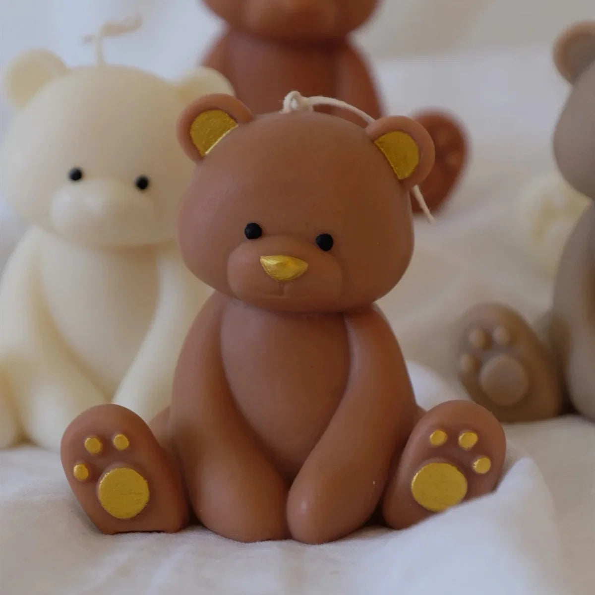 3D Sitting Brown Bear Scented Candle Handmade Cute Soy Wax Animal Aroma Candle Home Decor Unique Birthday Gift Party Ornaments