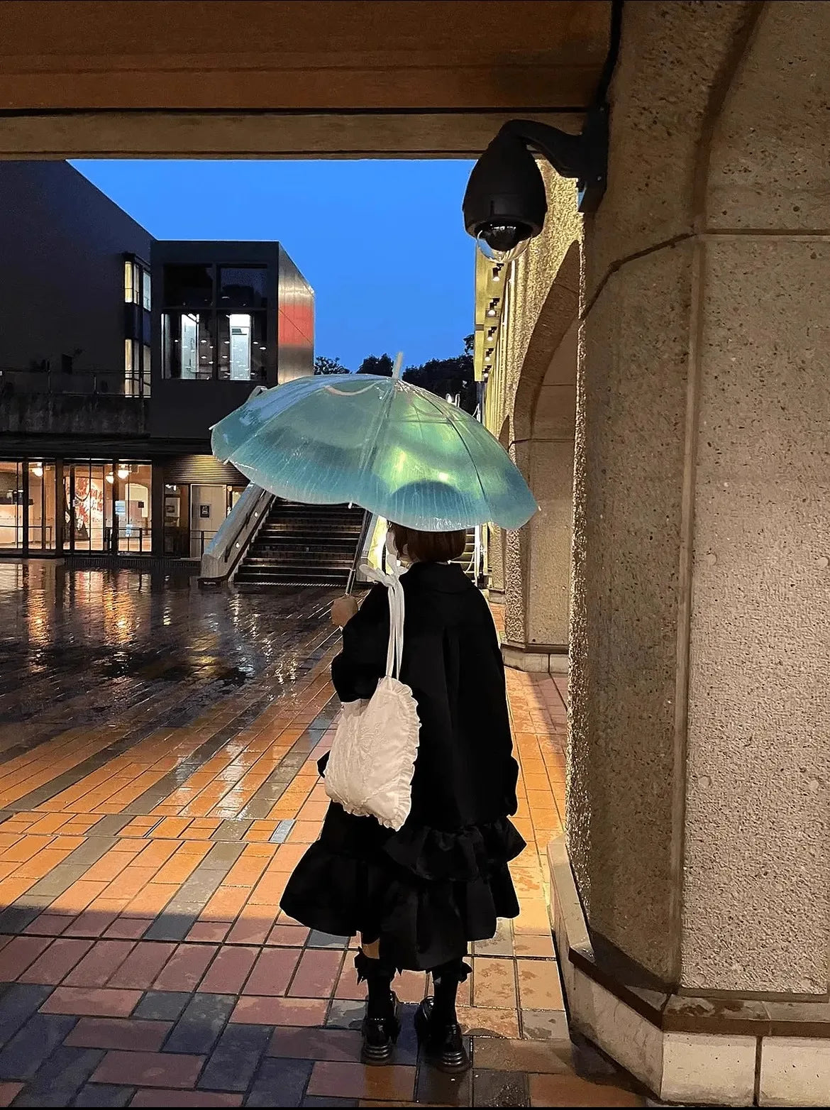 2024 New Auatic Long Handle Thiened Windproof Transparent Umbrella Dry Sea Moon Jellyfi Design Fre And Clean Sle