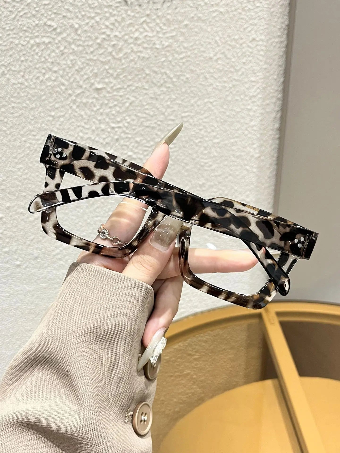 New Square Anti-blue light Large Frame Eyeglasses Fashion Street Decorative Glasses Computer Spectacles For Women Men
