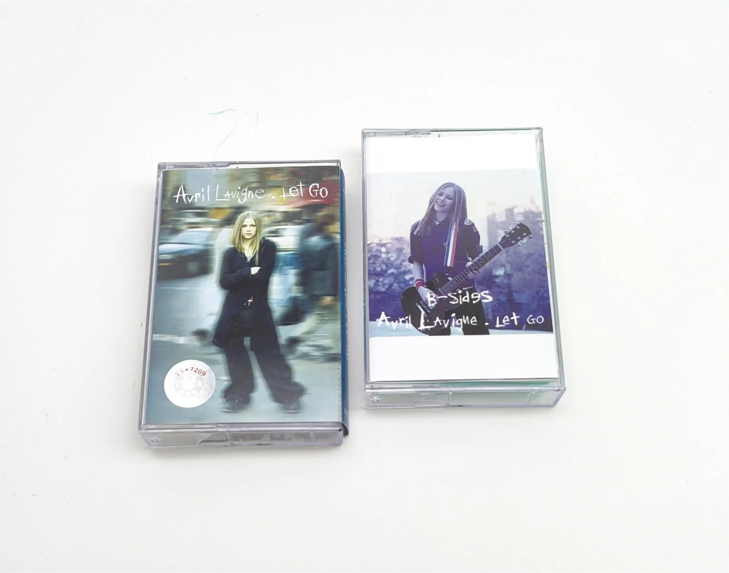 Pop Rock Avril Lavigne Music Tape Let Go Album Love Sux Album Cassettes Cosplay Walkman Recorder Car Soundtracks Box Party Music