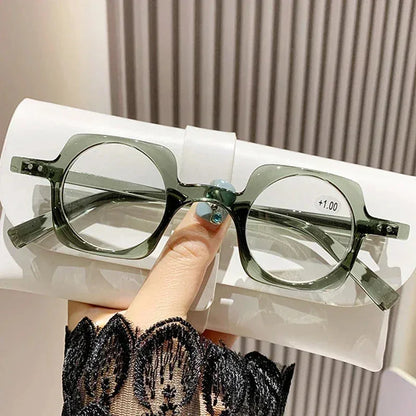 Retro anti-blue light reading glasses for men and women, fashionable square hyperopia glasses, fashionable reading glasses