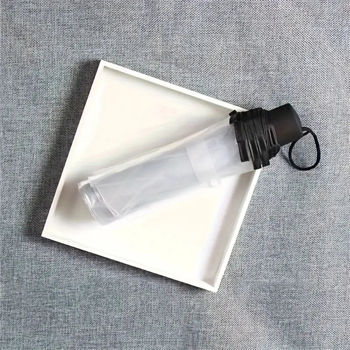 1 Piece of Transparent Glass Window Grille Pattern Pvc Material, Windproof, Waterproof and Rainproof, Suitable for Commuting to Take Photos, Available in a Variety of Styles, Available for Men and Women