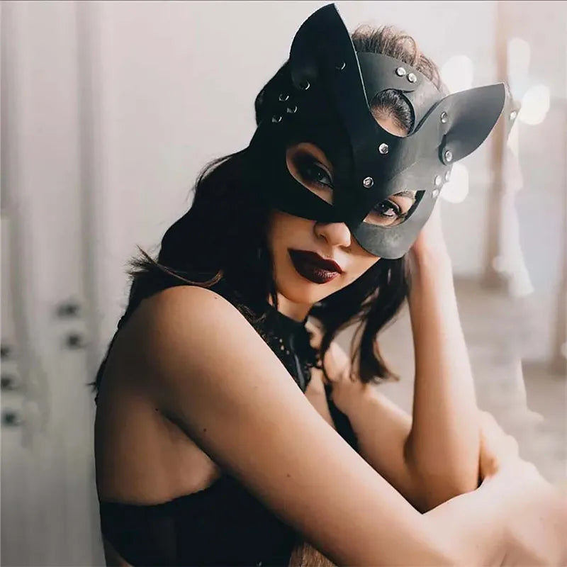 Half Face Cat Cosplay Mask Female Leather Mask Eye Cosplay Halloween Party PU Half Face Mask Adult Game Supplies Adult Game