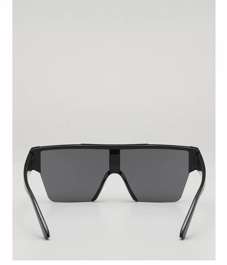 Retro Big Square Frame Women Men Sunglasses Fashion One Piece Black Silver Lens Shades UV400 Trending Sun Glasses Eyewear 2026
