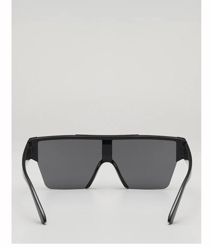 Retro Big Square Frame Women Men Sunglasses Fashion One Piece Black Silver Lens Shades UV400 Trending Sun Glasses Eyewear 2026