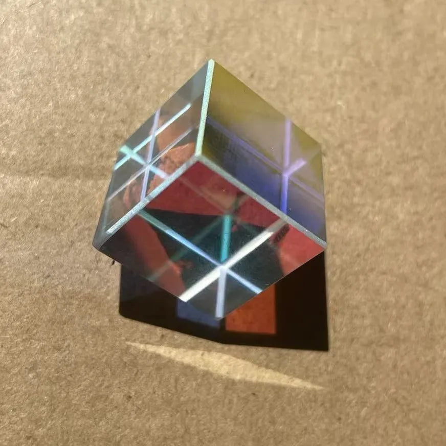 1pcs Science Magic Prism Cube 20mm Hexahedral Crystal Magic Cmy Cube 3D Color Cube Prism For Photography