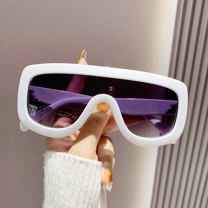 1 pair of new fashion-style glasses with a large frame, suitable for bohemian-colored ladies' glasses with a vacation vibe.