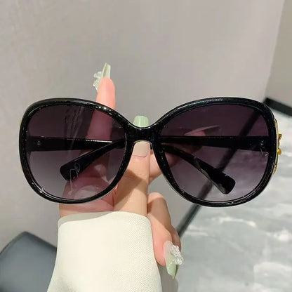 New Vintage Big Frame Sunglasses Woman Vintage Brand Travel Classic Sun Glasses Female Fashion Retro Eyewear UV400