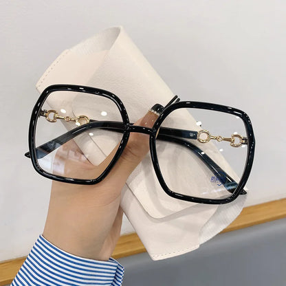 Fashionable Large Frame Myopia Glasses with Anti Blue Light and Anti Radiation High-definition Women's Full Frame Glasses