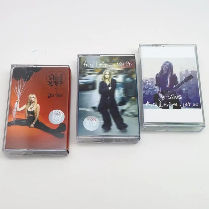 Pop Rock Avril Lavigne Music Tape Let Go Album Love Sux Album Cassettes Cosplay Walkman Recorder Car Soundtracks Box Party Music