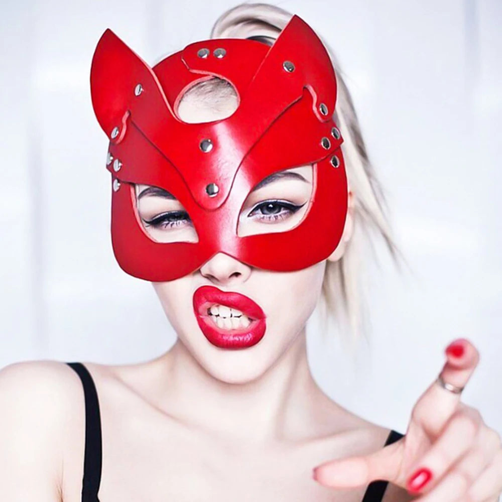 Red Leather Mask Women Sexy Cosplay Cat Mask Bondage Half Face Masks Gothic Masquerade Ball Fancy Masks BDSM Erotic Accessorie