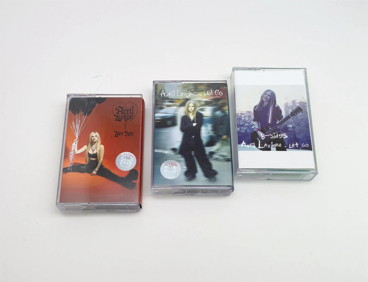 Pop Rock Avril Lavigne Music Tape Let Go Album Love Sux Album Cassettes Cosplay Walkman Recorder Car Soundtracks Box Party Music