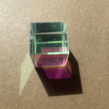 1pcs Science Magic Prism Cube 20mm Hexahedral Crystal Magic Cmy Cube 3D Color Cube Prism For Photography