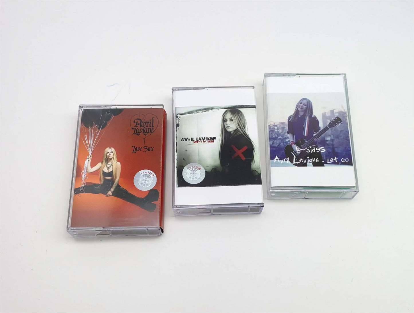 Pop Rock Avril Lavigne Music Tape Let Go Album Love Sux Album Cassettes Cosplay Walkman Recorder Car Soundtracks Box Party Music