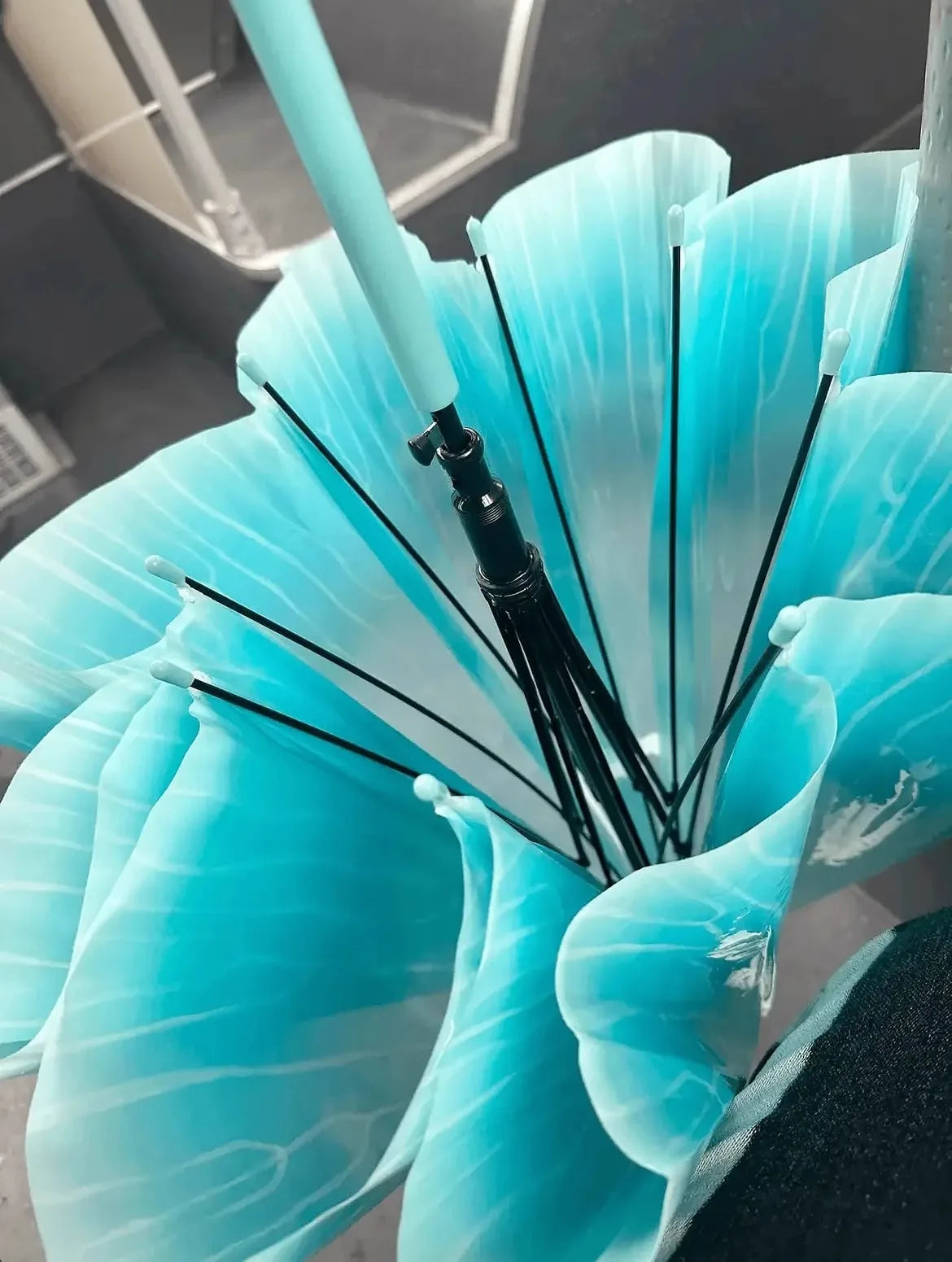 2024 New Auatic Long Handle Thiened Windproof Transparent Umbrella Dry Sea Moon Jellyfi Design Fre And Clean Sle