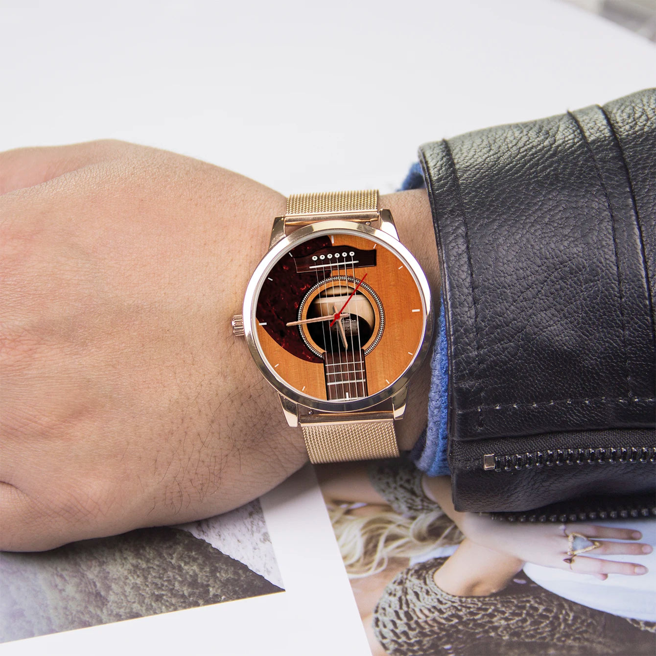 Name Field Watch Men Wrist Original Musical Instrument Bass Clock Wristwatch DIY Dial Logo Rare Watches Family Man Sports Watch