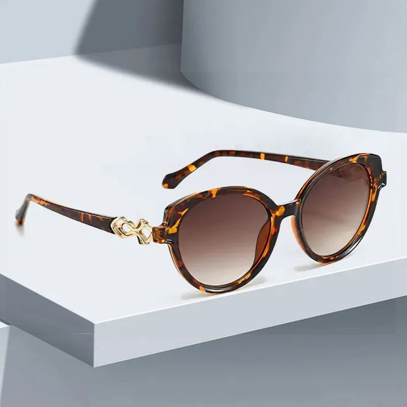 2026 New in Fashion Women Brand Designer Luxury Sun Glasses Sexy Square Frame Cat Eye Sunglasses Female Vintage UV400 Eyewear