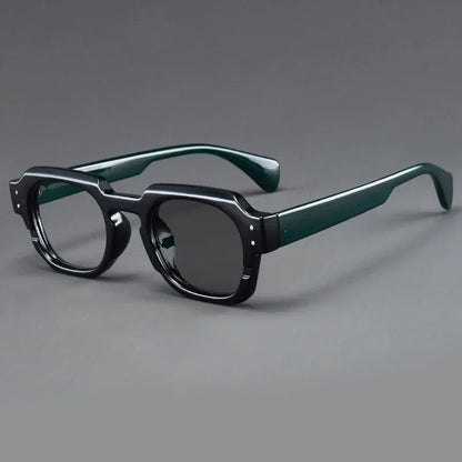 Photochromic Reading Glasses Stylish Oversized Frames Grey-tinted Presbyopia Glasses Trendy Eye Protection for Men and Women