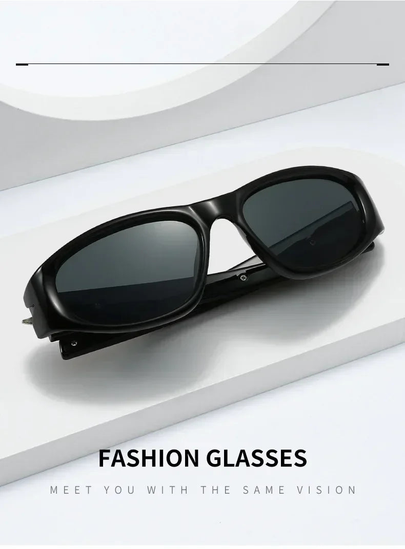 Y2K Fashion Cat Eye Sunglasses Women Men Luxury Brand Design Sun Glasses Popular Punk Hip Hop Rivet Star Eyeglasses Shades UV400