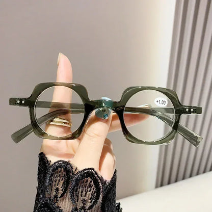 Retro anti-blue light reading glasses for men and women, fashionable square hyperopia glasses, fashionable reading glasses