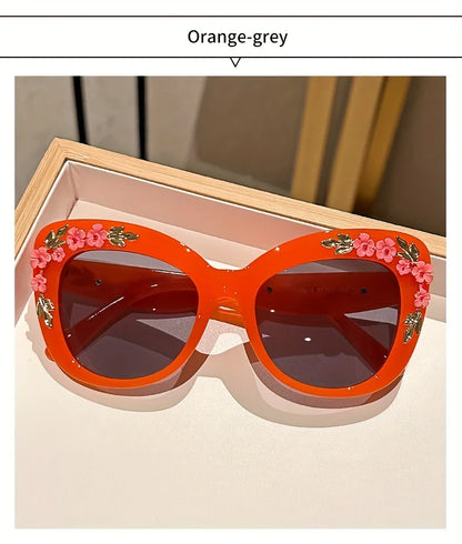 1pc Elegant Cat Eye Glasses for Women, Floral Camellia Design, Anti-Reflective PC Lens, Plastic Frame, Fashionable Beach Eyewear