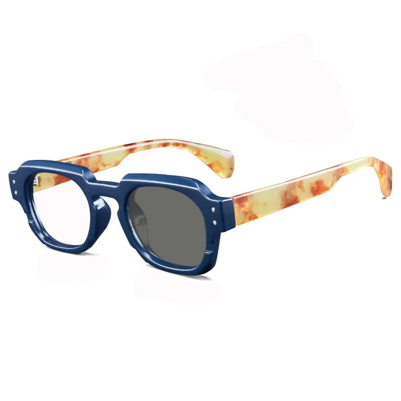 Photochromic Reading Glasses Stylish Oversized Frames Grey-tinted Presbyopia Glasses Trendy Eye Protection for Men and Women
