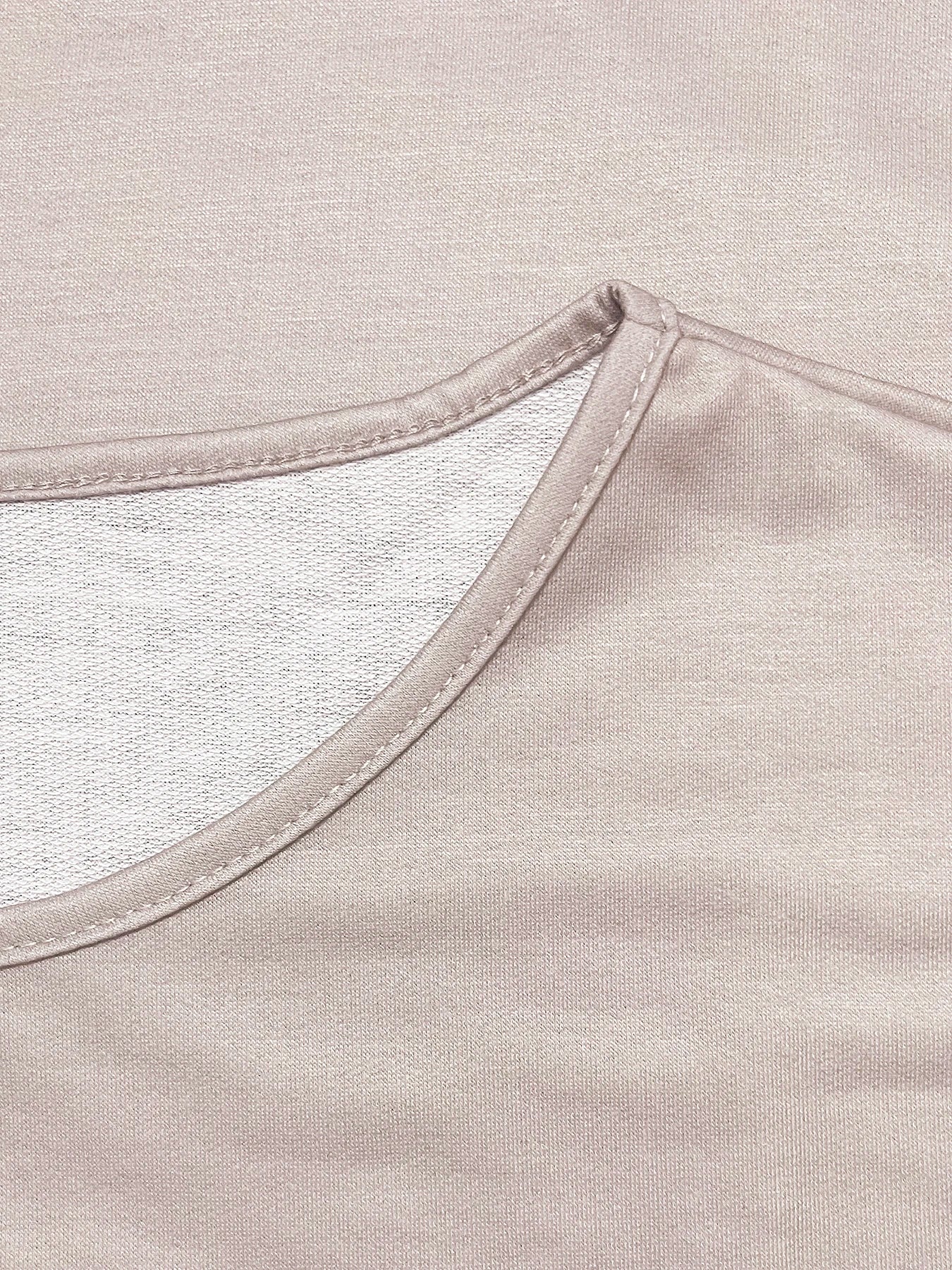 Plus Size eyelet hollow solid  heart-shaped printed long-sleeved top autumn and winter women's casual T-shirt with light stretch