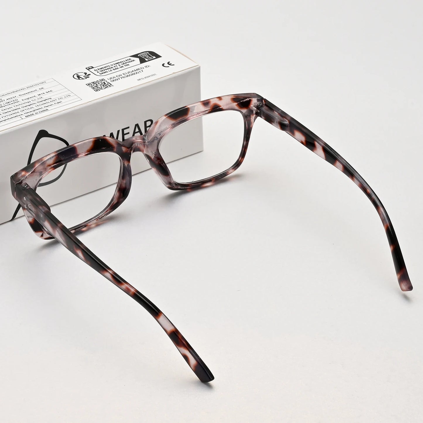 1pc Fashion Square Reading Glasses for Men Women Large Frame Presbyopia Eyeglasses High-definition Eyewear Paerde