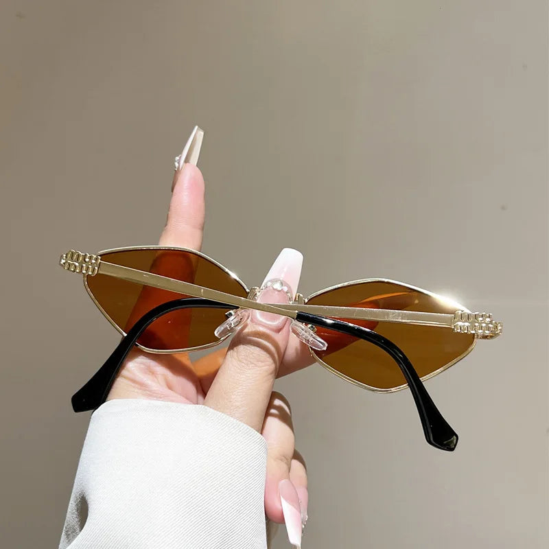 QVQV Fashion Diamond Shaped Cat Eyes Sunglasses Women Trendy Driving Sun Glasses 2026 New Luxury Brand Eyeglasses Outdoor