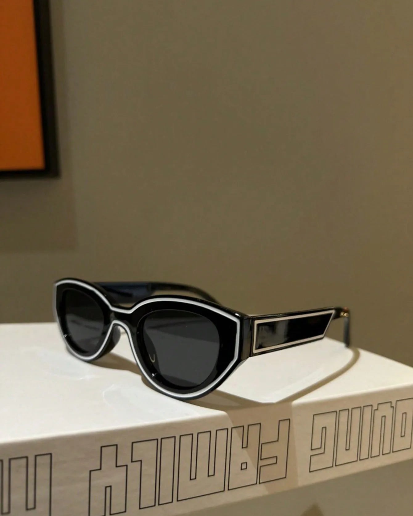 QVQV Luxury Brands Cat Eye Sunglasses Woman 2026 New Vintage Polygon Sun Glasses Man Travel Beach Eyewear Trendy Shades Female