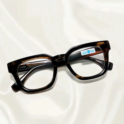 Men Vintage Square Reading Glasses Trendy Casual Ultra-light Presbyopia Eyeglasses Women Fashion Elegant High-definition Eyewear