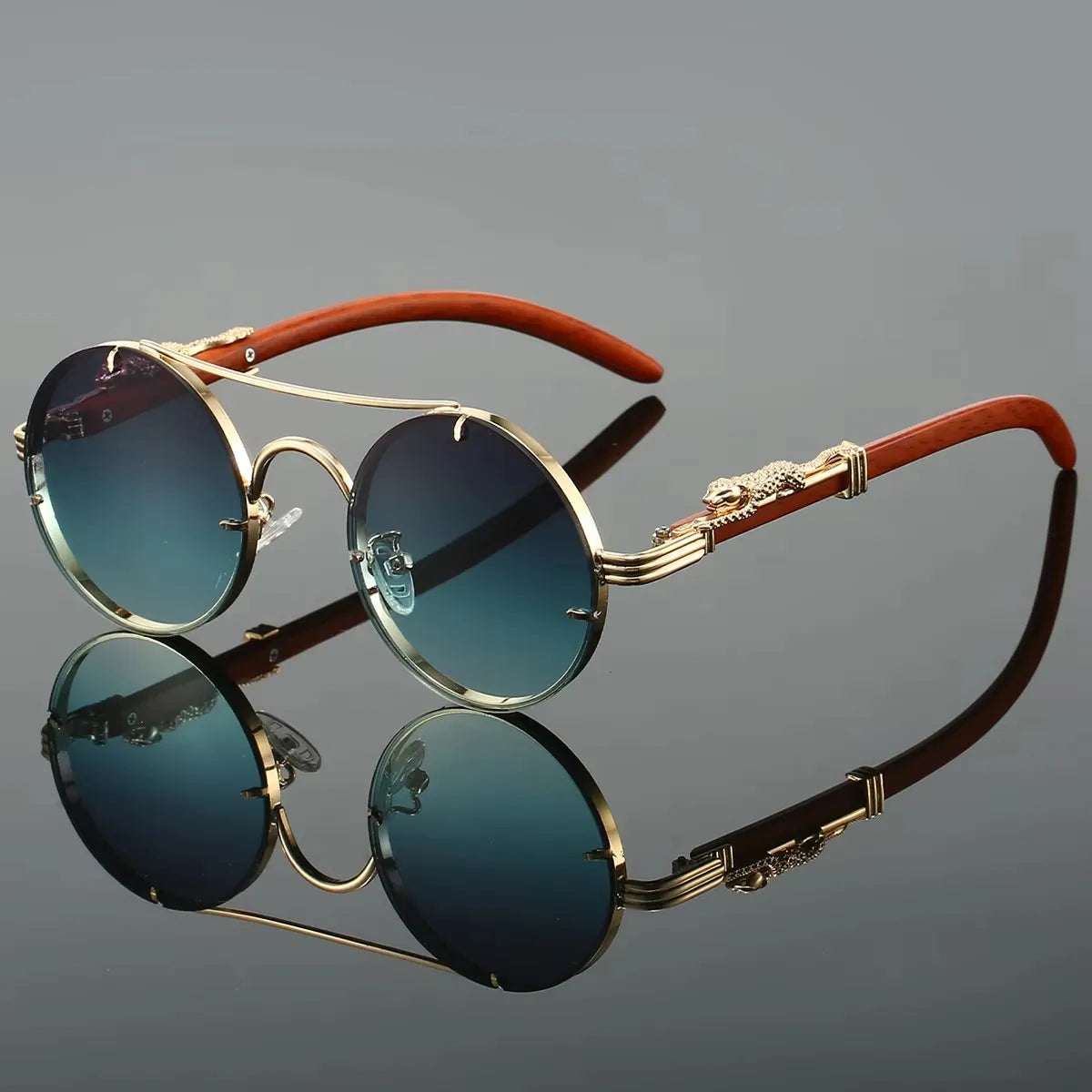 Vintage Round Double Bridge Sunglasses – Gold Frame & Wood Grain Temples with Dragon Carving, UV400 Gradient Lens, Steampunk Sty