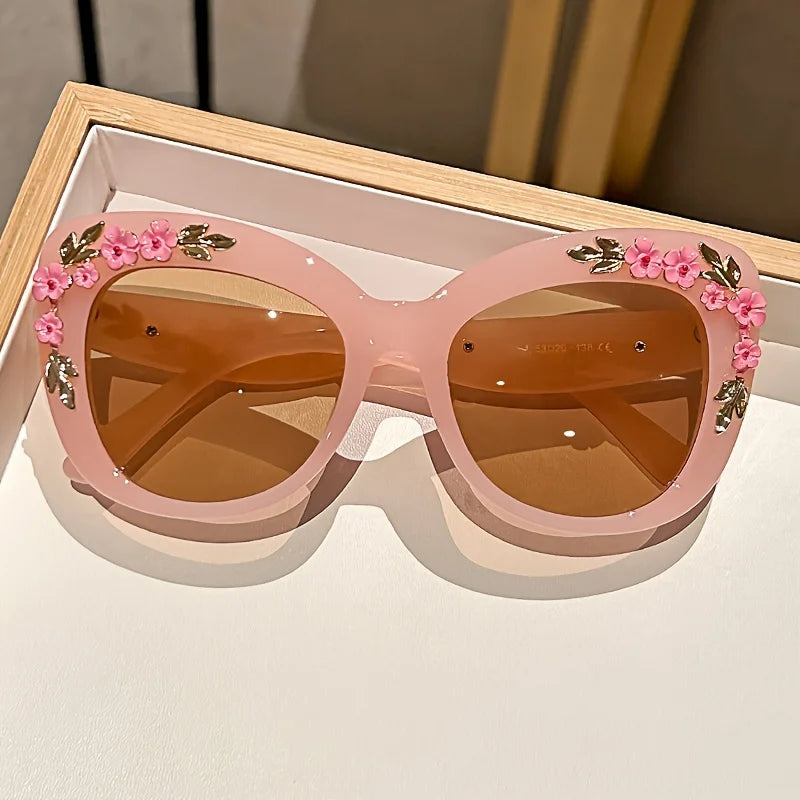 1pc Elegant Cat Eye Glasses for Women, Floral Camellia Design, Anti-Reflective PC Lens, Plastic Frame, Fashionable Beach Eyewear