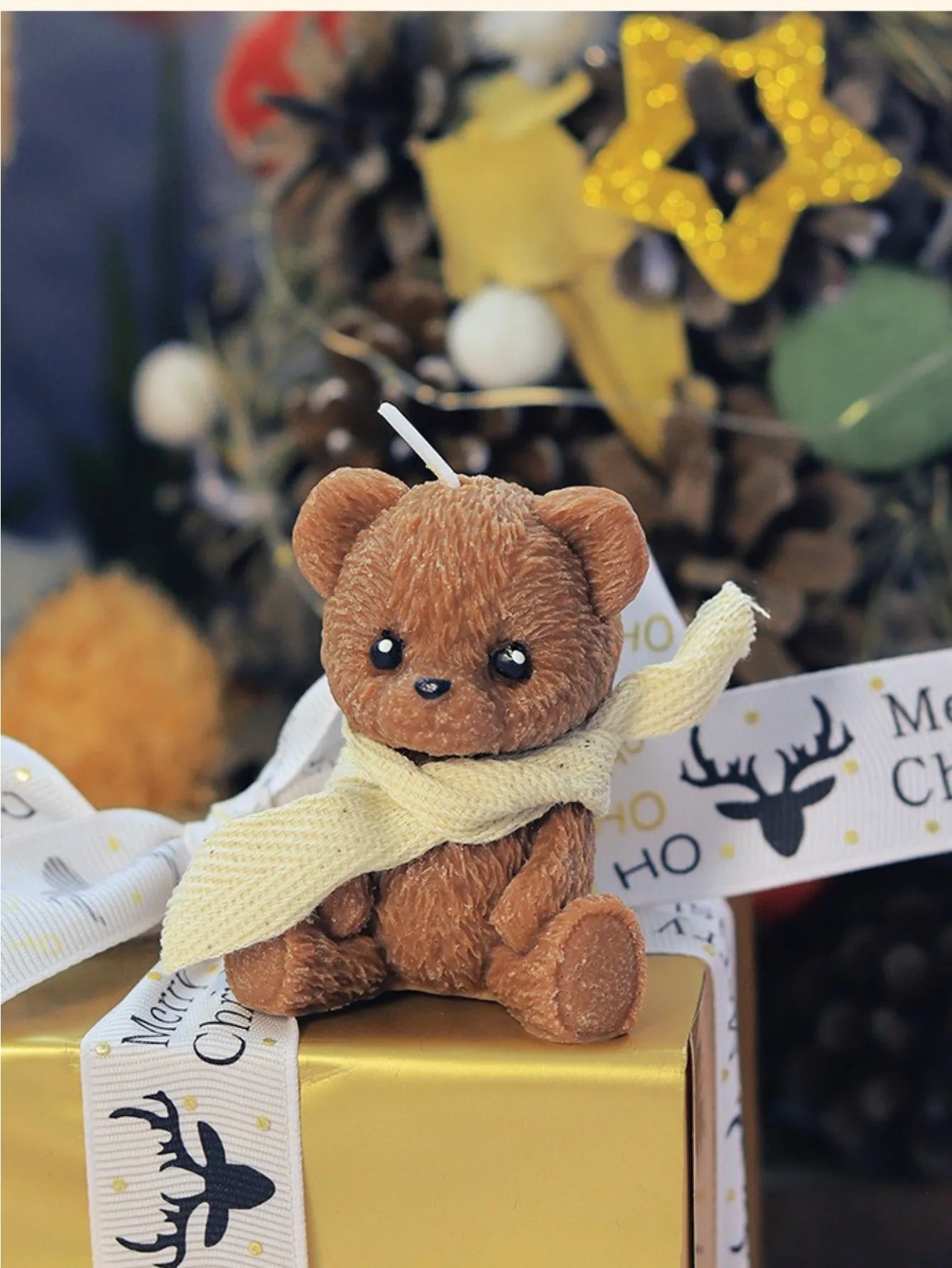 Cute Scarf Teddy Bear Scented Candle，Soy Wax Aromatherapy Candle for home Decor Festival party decoration Birthday Gift