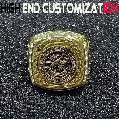 High end custom men's 18K gold ring, domineering eagle totem, luxurious diamond inlay, suitable for hip-hop rap and street gangs