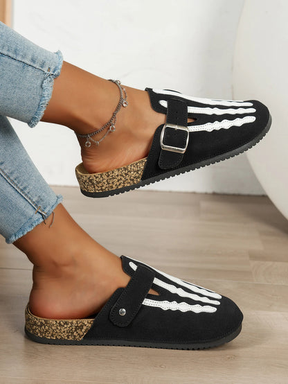 Women's New Half-Slip Halloween Trendy Skeleton Print Slip-On Design Sandals, Closed-Toe Low-Top Buckle Strap Casual Slippers, Suitable for Indoor and Outdoor Wear, Spring, Summer, and Autumn, Unique Street Style Minimalist D